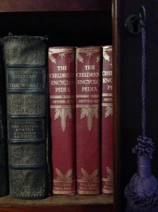 Old volumes of books: Historian's history of the world volume XXIII, and three volumes of Arthur Mee's Children's Encyclopedia