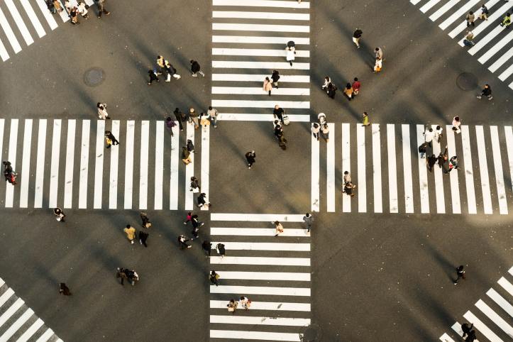 Four-way pedestrian crossing, aerial shot. Image by Ryoji Iwata | unsplash.com